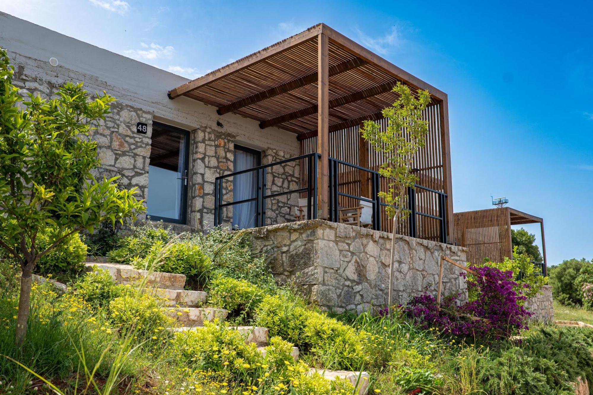 Arameras Resort Ksamil